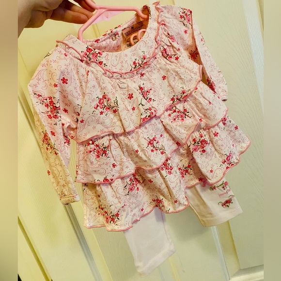 NEW! Juicy Couture Heavenly Floral 2 Piece Legging Set - Picture 3 of 11